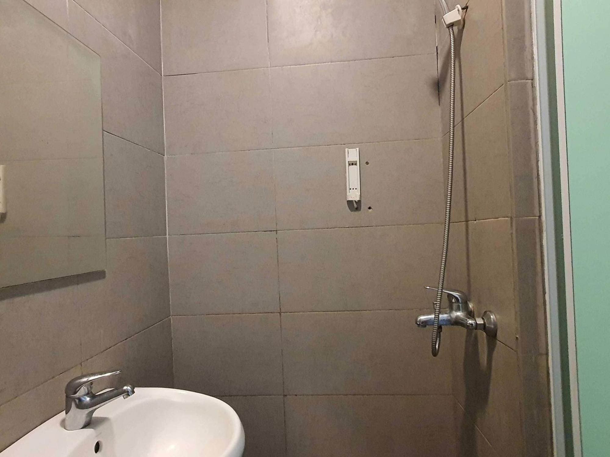 Oyo 91053 Signature Inn Мірі Екстер'єр фото